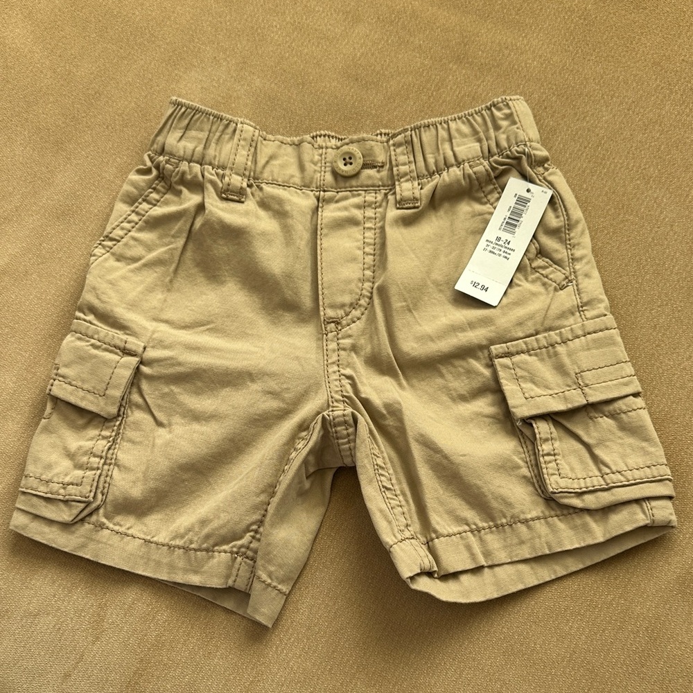 OLD NAVY KIDS KHAKI SHORTS
